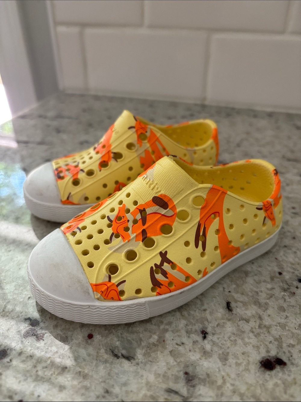 Native Jefferson infant slip-on shoes